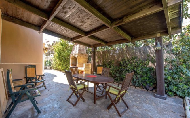 Resale - Villa -
La Mata - Costa Blanca