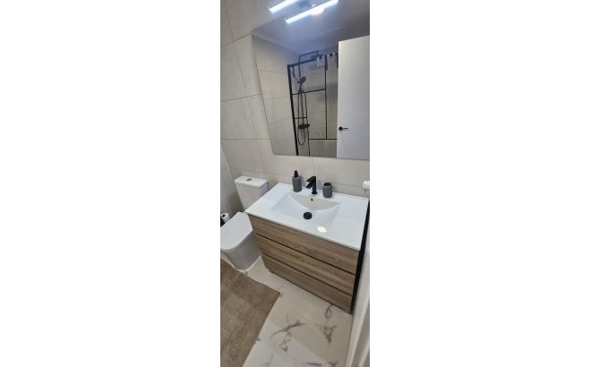 Resale - Apartment -
Orihuela Costa - Punta Prima