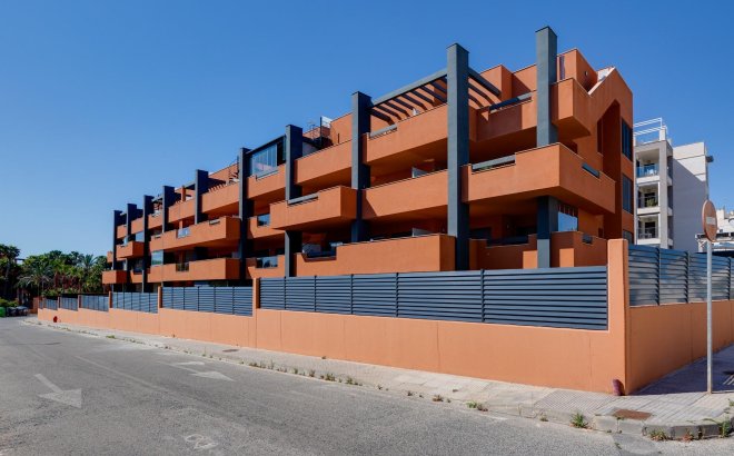 Resale - Apartment -
Orihuela Costa - Villamartín-las Filipinas