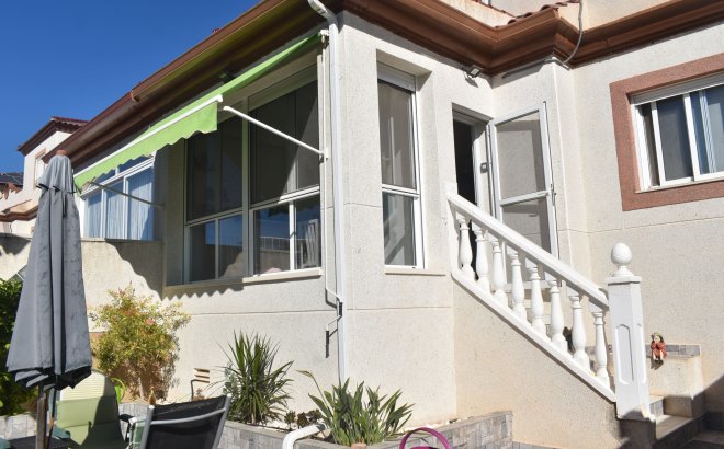 Revente - Villa -
San Fulgencio - Costa Blanca