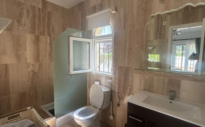 Resale - Villa -
Orihuela Costa - Costa Blanca