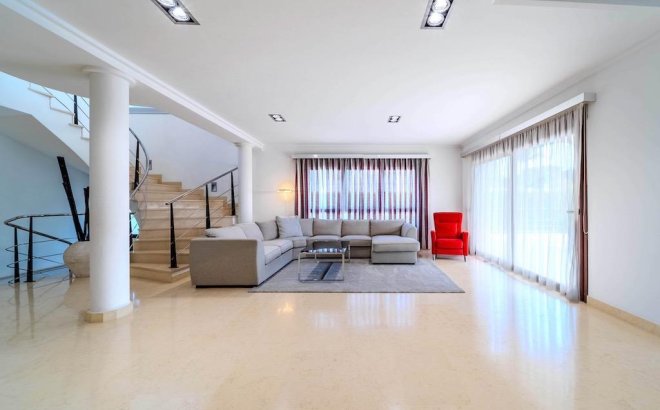 Revente - Villa -
Cabo Roig - Costa Blanca