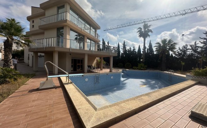 Resale - Villa -
Ciudad Quesada - Costa Blanca Sur