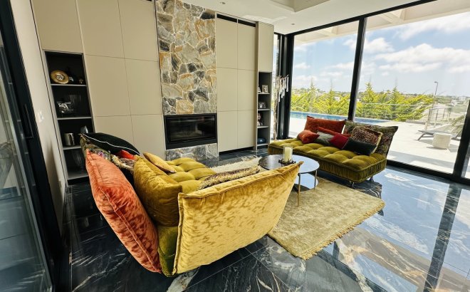 Resale - Villa -
Las Colinas Golf - Costa Blanca