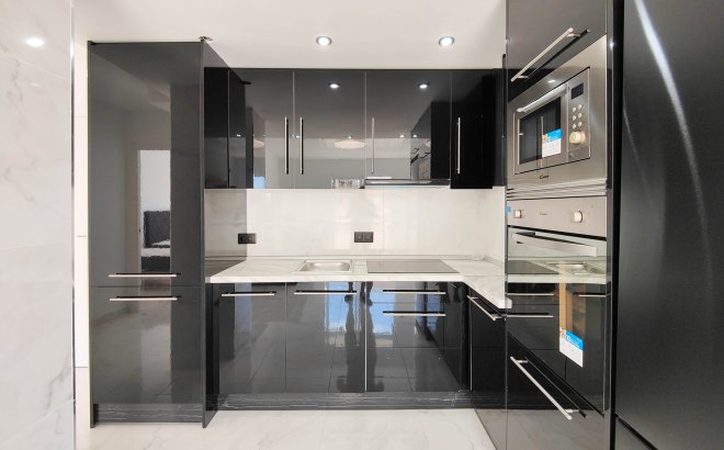 Resale - Apartment -
Orihuela Costa - Costa Blanca