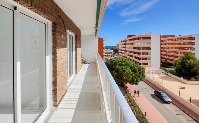 Resale - Apartment -
Orihuela Costa - Costa Blanca