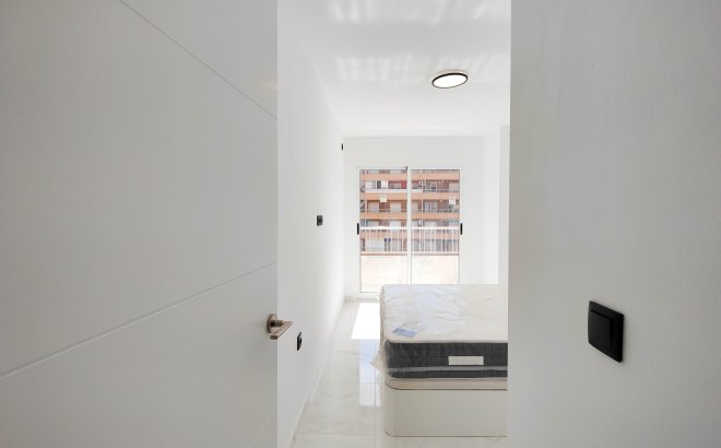 Resale - Apartment -
Orihuela Costa - Costa Blanca