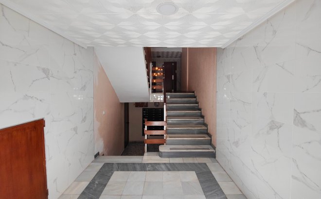 Resale - Apartment -
Orihuela Costa - Costa Blanca