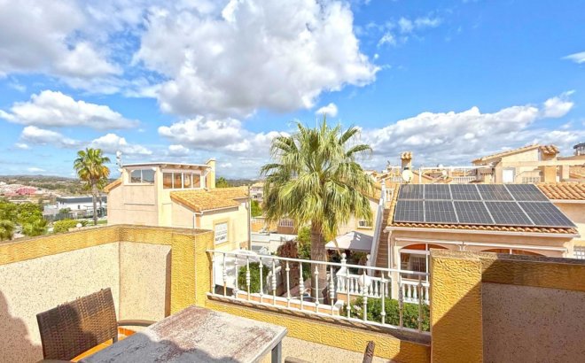 Herverkoop - Town House -
Orihuela Costa - Costa Blanca