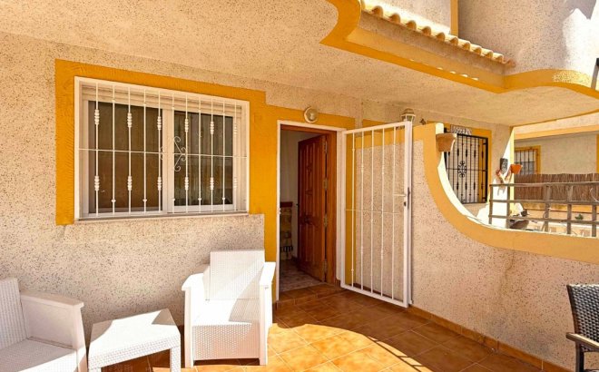 Herverkoop - Town House -
Orihuela Costa - Costa Blanca