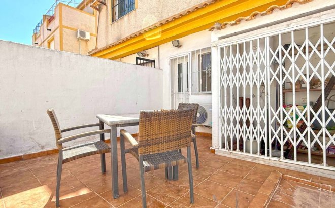 Herverkoop - Town House -
Orihuela Costa - Costa Blanca