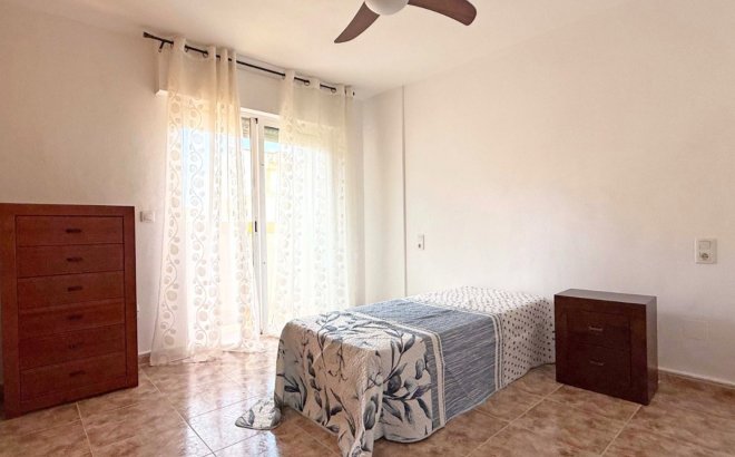 Herverkoop - Town House -
Orihuela Costa - Costa Blanca