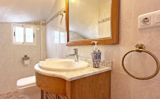 Herverkoop - Town House -
Orihuela Costa - Costa Blanca