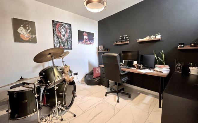 Resale - Villa -
San Miguel de Salinas - Inland