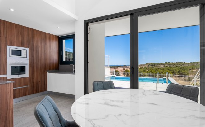 Resale - Villa -
San Miguel de Salinas - Inland