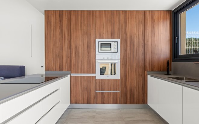 Resale - Villa -
San Miguel de Salinas - Inland