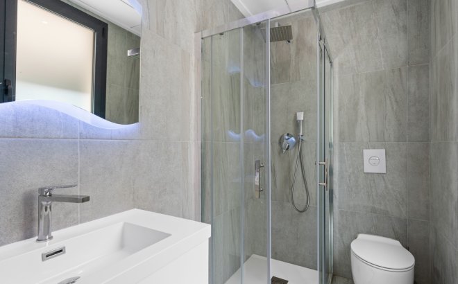 Resale - Villa -
San Miguel de Salinas - Inland