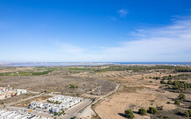 Resale - Villa -
San Miguel de Salinas - Inland
