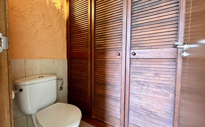 Resale - Villa -
La Zenia - Costa Blanca