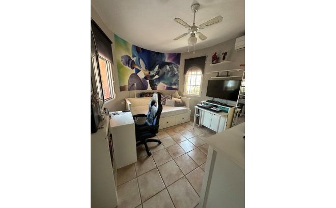 Resale - Villa -
Orihuela Costa - Playa Flamenca