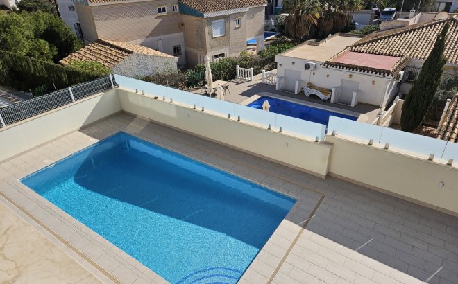 Resale - Villa -
La Zenia - Costa Blanca