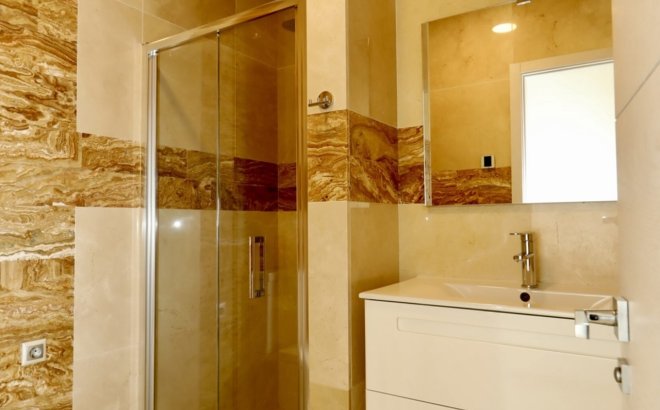 Resale - Villa -
La Zenia - Costa Blanca