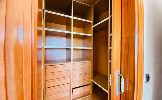 Revente - Villa -
Orihuela Costa - La Florida