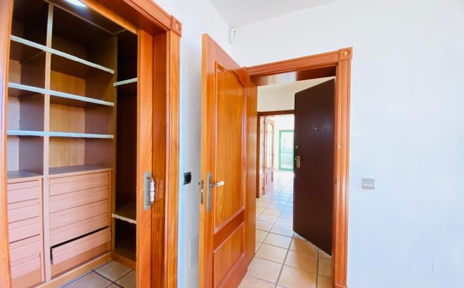 Revente - Villa -
Orihuela Costa - La Florida