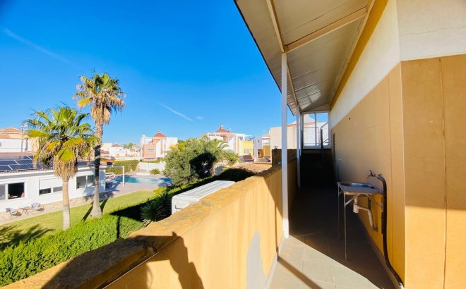 Revente - Villa -
Orihuela Costa - La Florida