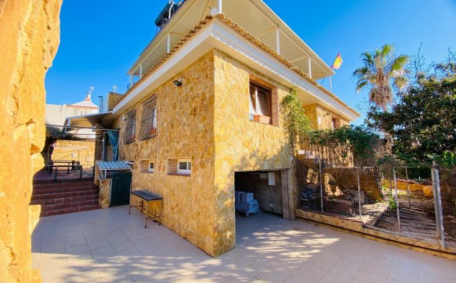 Revente - Villa -
Orihuela Costa - La Florida