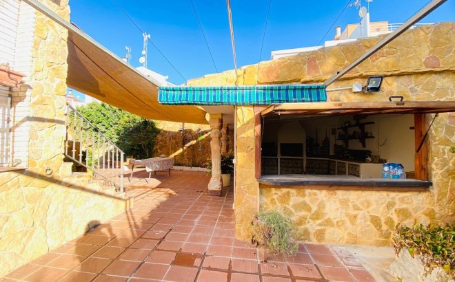 Revente - Villa -
Orihuela Costa - La Florida