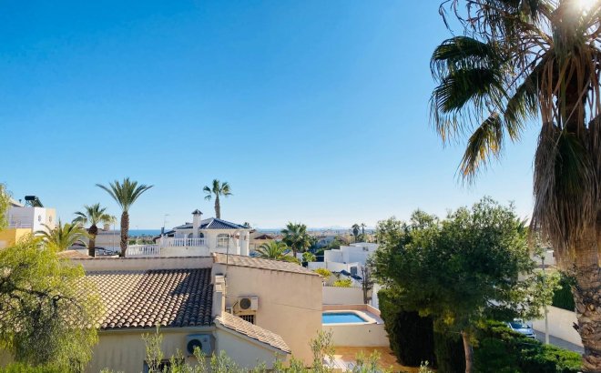 Revente - Villa -
Orihuela Costa - La Florida