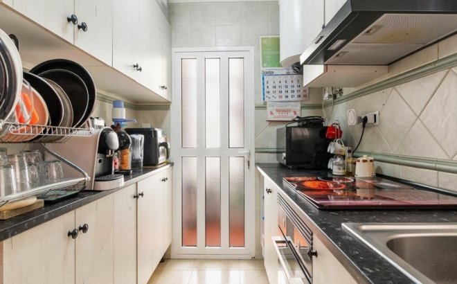 Resale - Villa -
Orihuela Costa - Costa Blanca