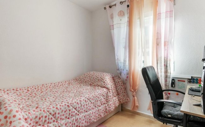 Resale - Villa -
Orihuela Costa - Costa Blanca