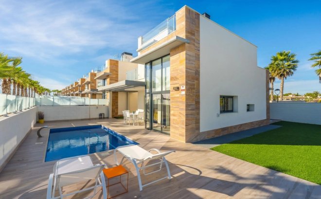 Resale - Villa -
Cabo Roig - Costa Blanca