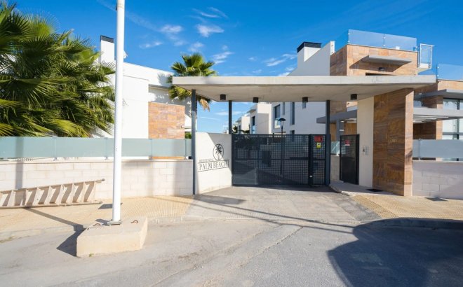 Resale - Villa -
Cabo Roig - Costa Blanca