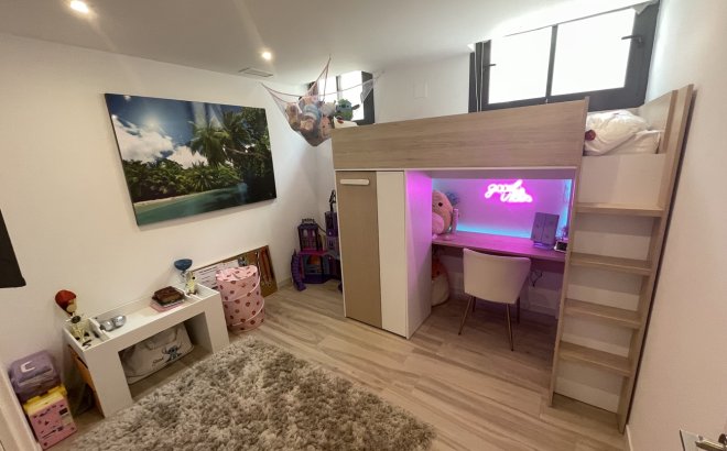 Resale - Villa -
Cabo Roig - Costa Blanca