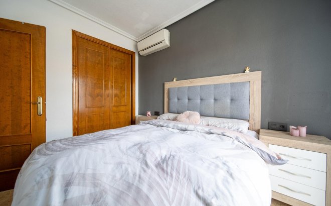 Resale - Town House -
Orihuela Costa - PAU 26