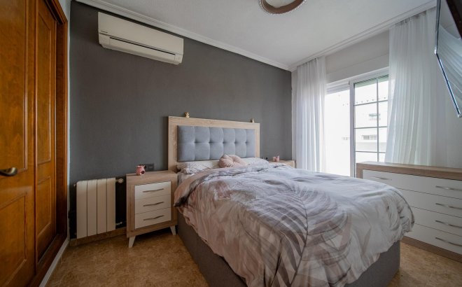 Resale - Town House -
Orihuela Costa - PAU 26