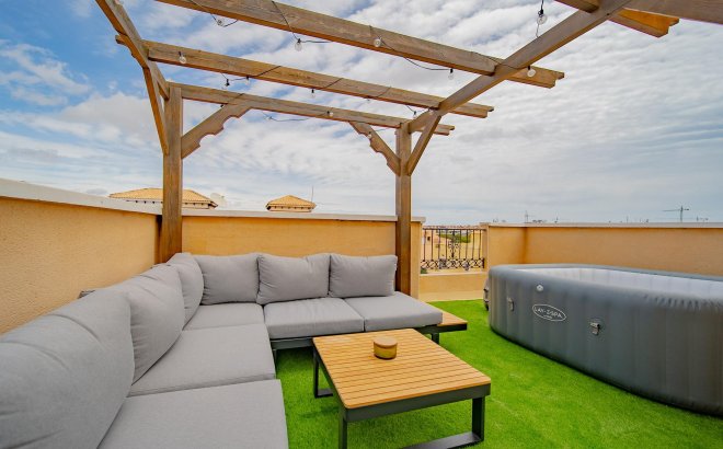 Resale - Town House -
Orihuela Costa - PAU 26