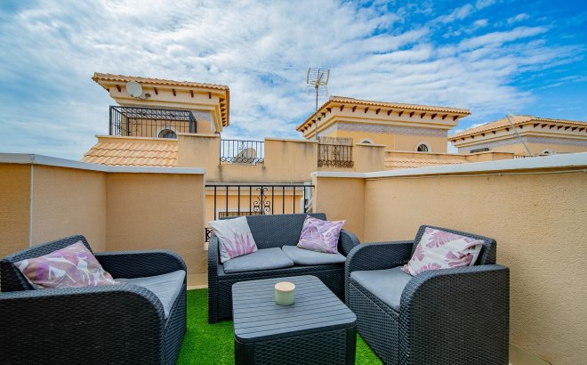 Resale - Town House -
Orihuela Costa - PAU 26