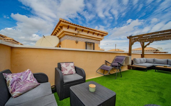 Resale - Town House -
Orihuela Costa - PAU 26