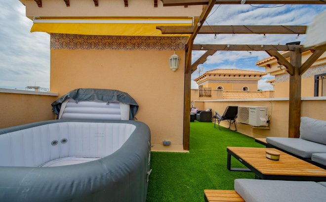 Resale - Town House -
Orihuela Costa - PAU 26