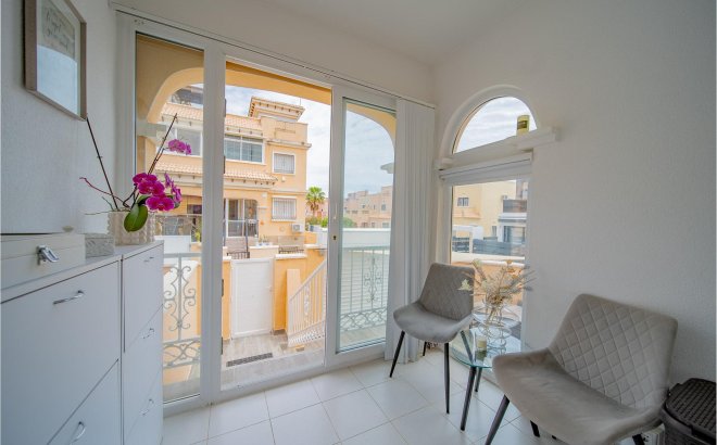 Resale - Town House -
Orihuela Costa - PAU 26