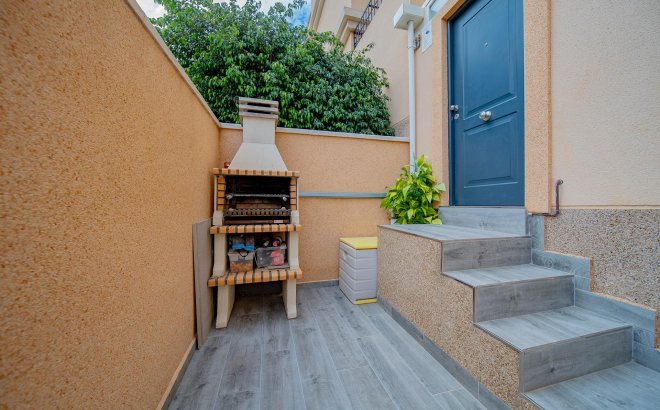 Resale - Town House -
Orihuela Costa - PAU 26