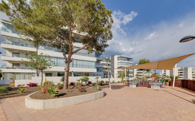 Resale - Apartment -
Orihuela Costa - Costa Blanca