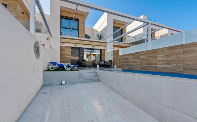 Resale - Villa -
Ciudad Quesada - Costa Blanca