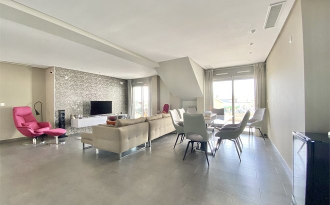 Resale - Penthouse -
Villamartin - Los Dolses