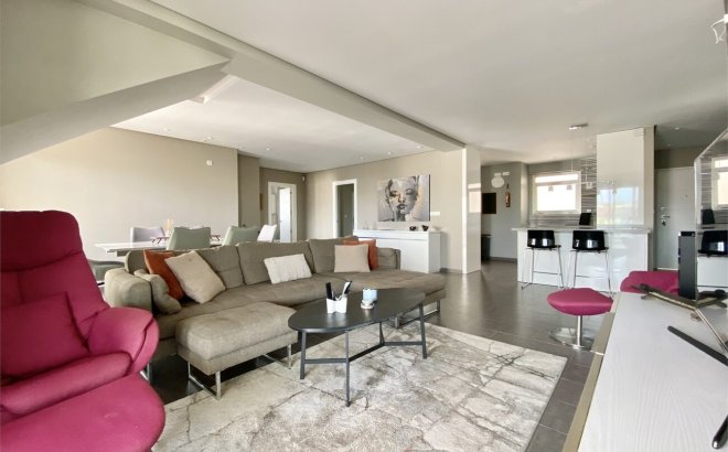 Resale - Penthouse -
Villamartin - Los Dolses