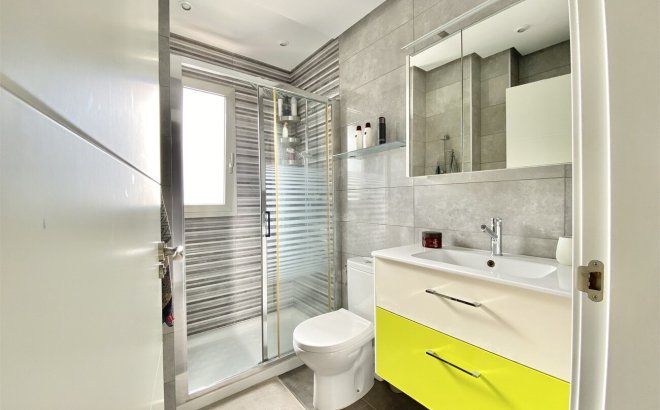 Resale - Penthouse -
Villamartin - Los Dolses